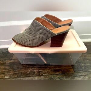 Clog Heel size 9.5 color:Steel Grey